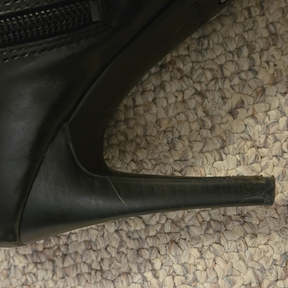 NINE WEST GALLIVANTO Elegant Black Knee-High  Boots - Picture 8 of 9